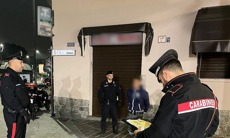 Controlli Straordinari Dei Carabinieri A Corsico Accertamenti Su 25