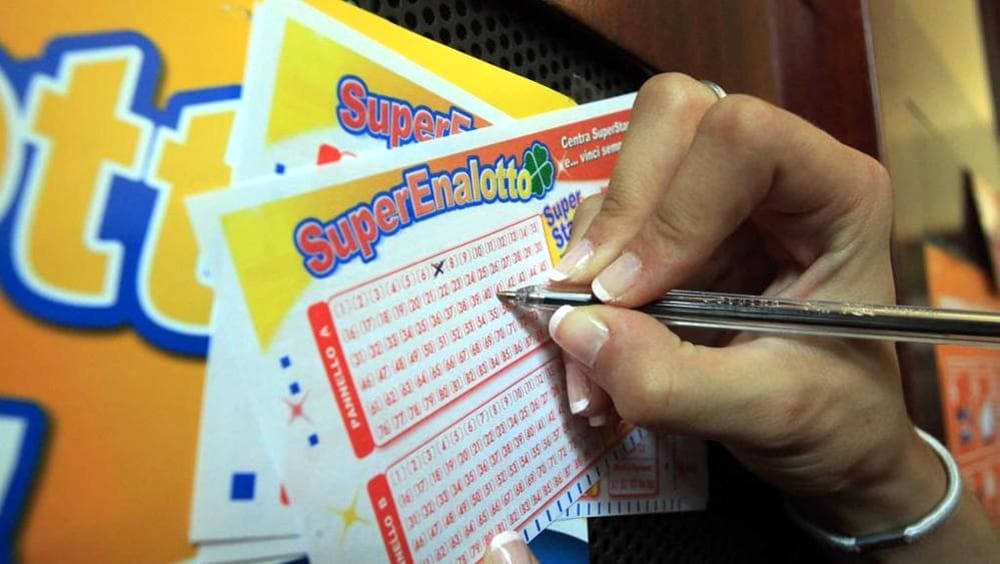 Zibido san Giacomo, Gioca una schedina da due euro, ne vince 27mila