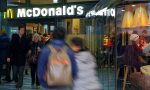 Accoltellato al McDonald's in Duomo, presi i due aggressori