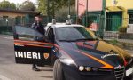 Entrano armati e rapinano la farmacia del quartiere