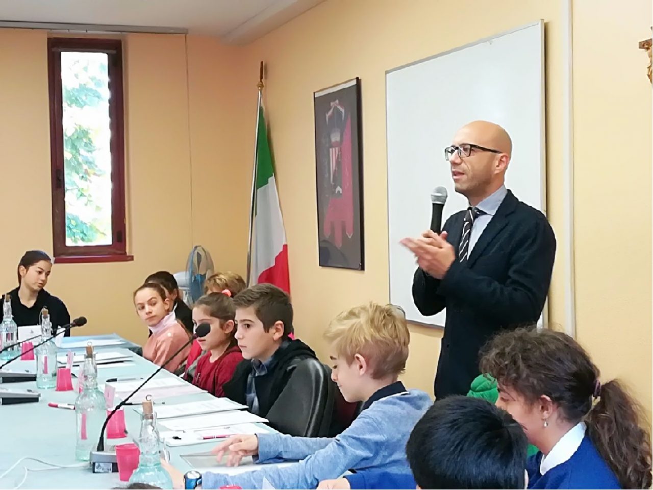 Consiglio comunale dei ragazzi a Trezzano: Intitoliamo il nuovo nido Anna Frank