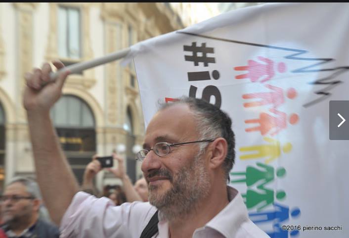 Insulti e minacce ai Sentinelli di Milano: “Ora basta, le cose devono cambiare”