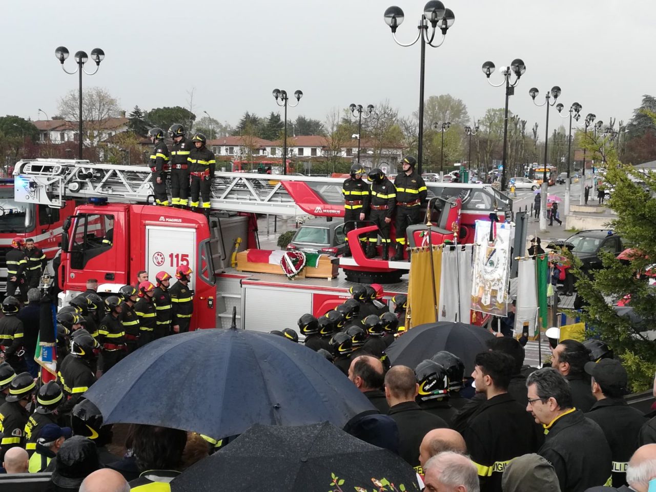 Ad Assago addio a Pinuccio. Orgogliosi di lui, non lo dimenticheremo (VIDEO e FOTO)