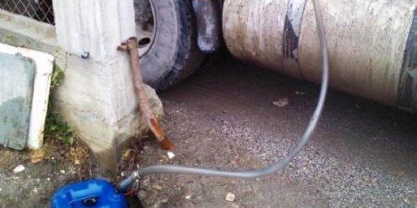 Aspiravano carburante da un camion: arrestati a Cusago ladri di gasolio