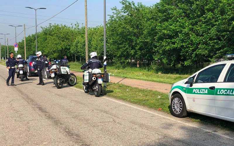 Ancora sul caso della pista ciclabile di Cusago invasa dalle roulotte dei rom