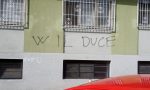 Scritta sul muro della sede del PD di Cesano Boscone: Viva il Duce