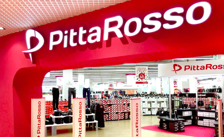 Si calano dal soffitto attraverso una botola: ladri in azione all’Europa Shopping Center