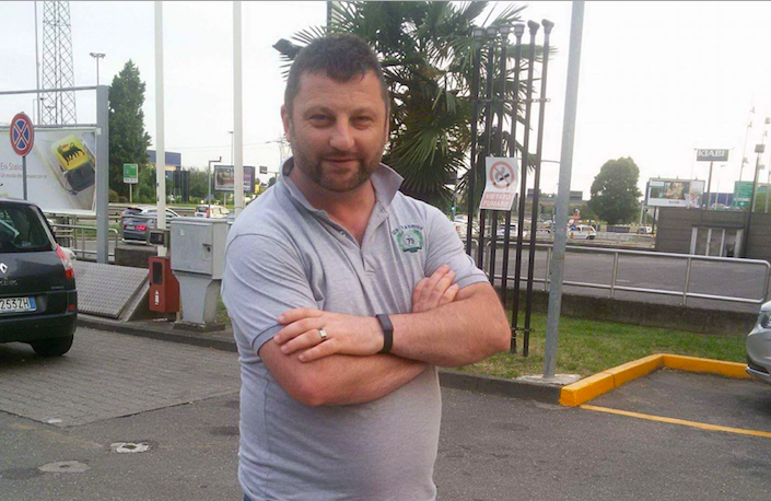 Accoltellamento a Trezzano, un poliziotto salva la vita all’anziana aggredita