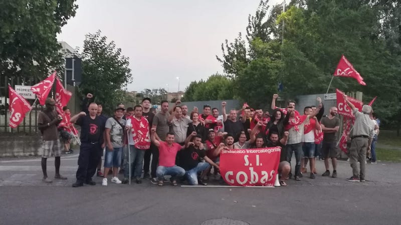 Sciopero magazzini Pam, ancora proteste dei lavoratori in via Boccaccio FOTO