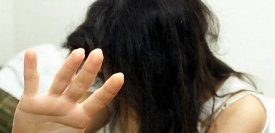 Violenta la cugina di 13 anni per oltre un anno, 38enne condannato a 6 anni di carcere