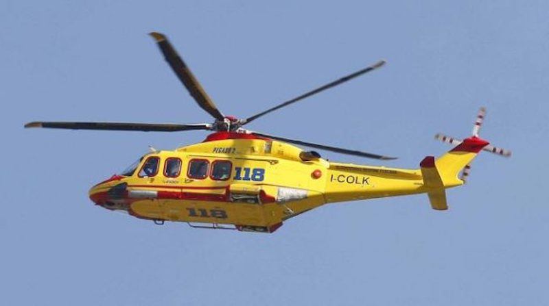 Scontro auto moto Opera, centauro di 20 anni in condizioni disperate