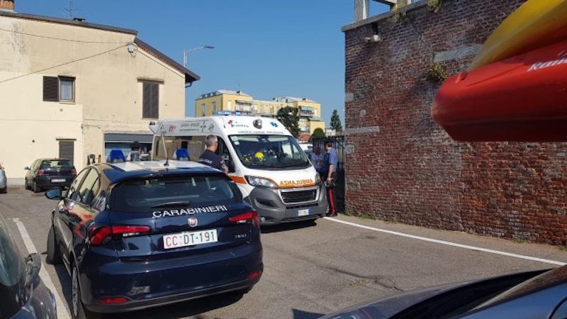 Muore ciclista caduto nel Naviglio questa mattina