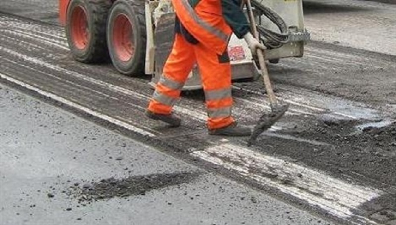 400 mila euro per rifacimento strade. Il sindaco: “…si tratta di lavori attesi da decenni”