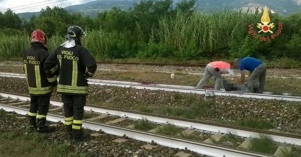 Tragedia ferroviaria in Calabria muoiono due bimbi milanesi, gravissima la madre