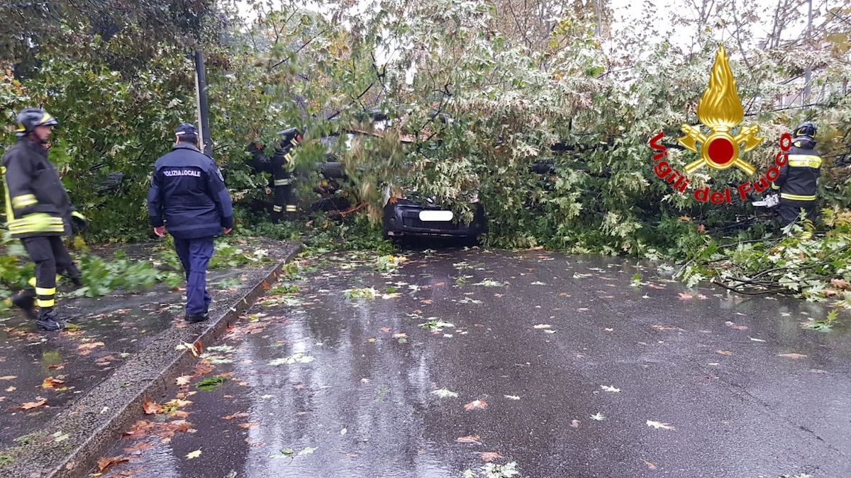 Maltempo | Allerta Meteo Arancione Milano, Le Criticità Nella Regione ...