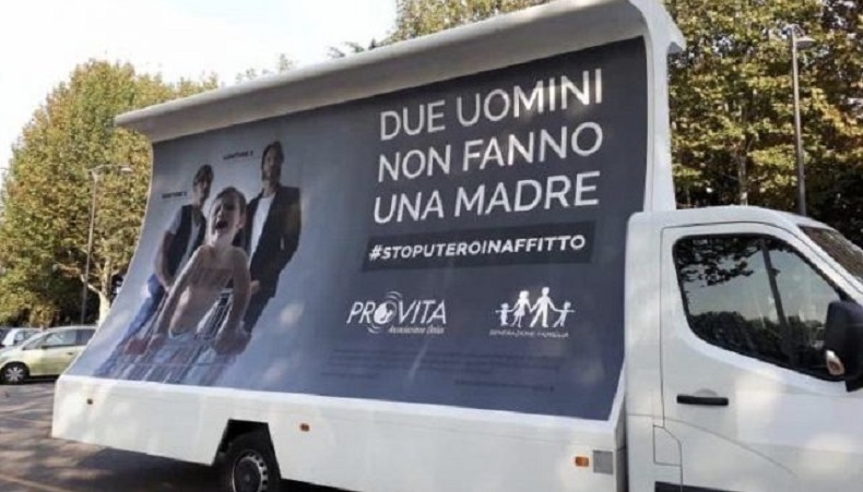“Cartelli omofobi”, i Sentinelli di Milano chiedono la rimozione