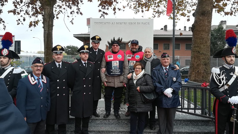 Un monumento ai carabinieri: cerimonia solenne e piena di emozioni a Trezzano FOTO
