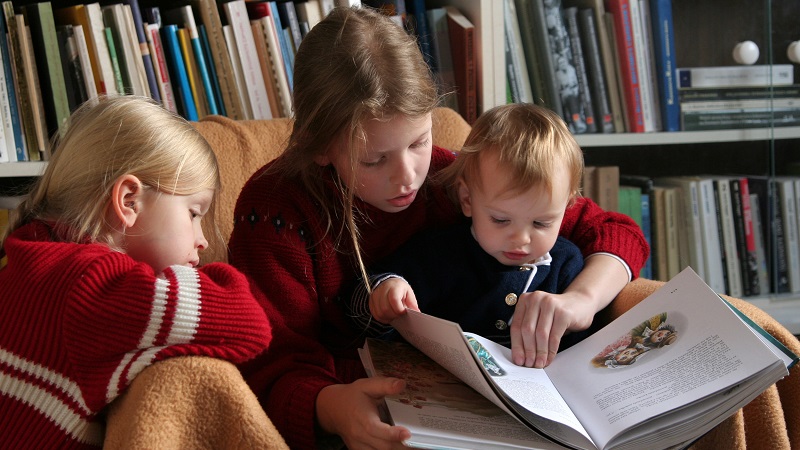 Lettura e letteratura per ragazzi 2.0: se ne parla alla Biblioteca di Rozzano