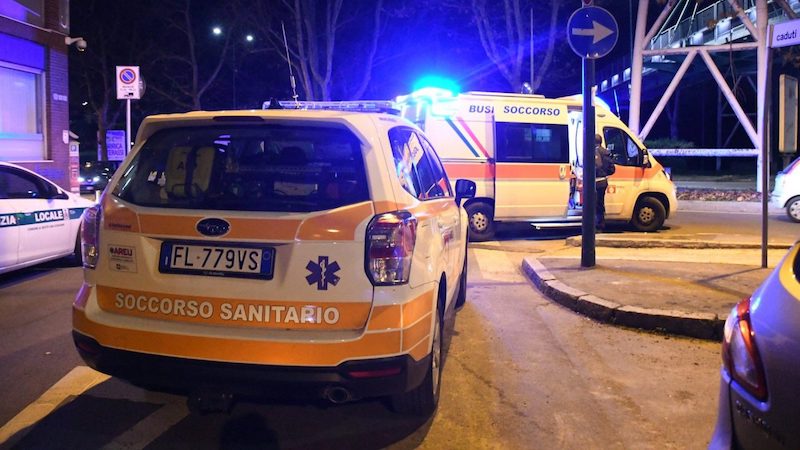Investiti mamma e figli, paura per i bimbi di 2 e 6 anni VIDEO