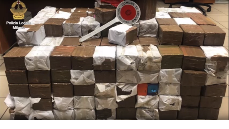 Arrestate mamme pusher, avevano 400 chili di droga in casa