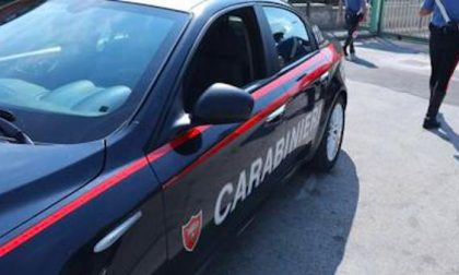 Spaccia cocaina in strada: arrestato dai carabinieri
