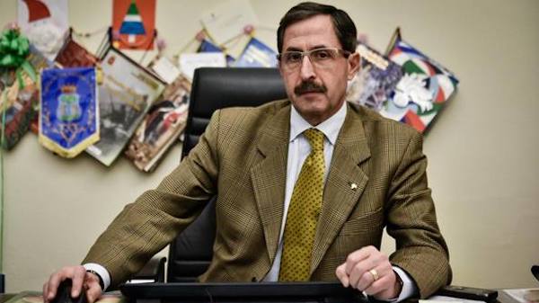 Aggressione all’arbitro, il sindaco Errante: “Squalifica giusta”