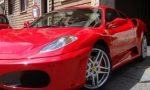 Ruba Ferrari e la parcheggia sotto casa: denunciato il rapinatore
