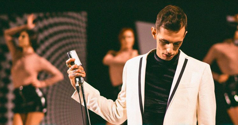 Dopo averlo visto alle prove la sua probabilità di essere il vincitore di Sanremo è aumentata