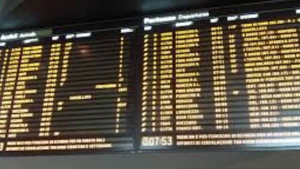 Sciopero treni domani: stop alla circolazione dalle 9 alle 17