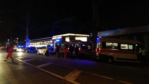 Spray al peperoncino a Saronno: 17 persone intossicate