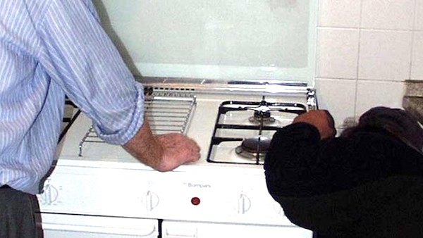 Ancora truffa del gas agli anziani: rubati 20mila euro di gioielli a una coppia
