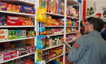 Alimenti con etichette straniere: sequestrata una tonnellata di prodotti irregolari