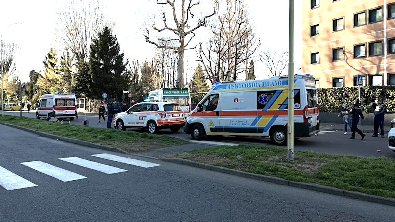 Travolge famiglia con quattro bambini: arresti domiciliari per il 28enne pirata