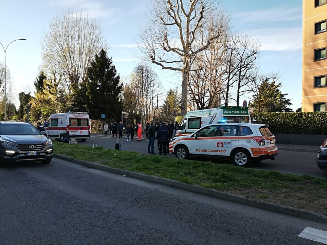 Auto pirata investe bambini