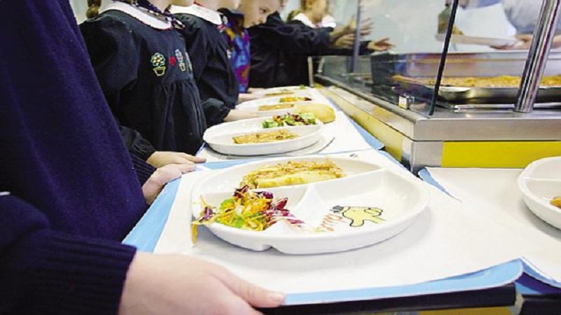 Mensa scolastica: “Scarsa qualità per il prezzo che paghiamo”