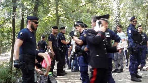 Carico di droga da Corsico alla provincia di Varese: arrestato capo dello spaccio