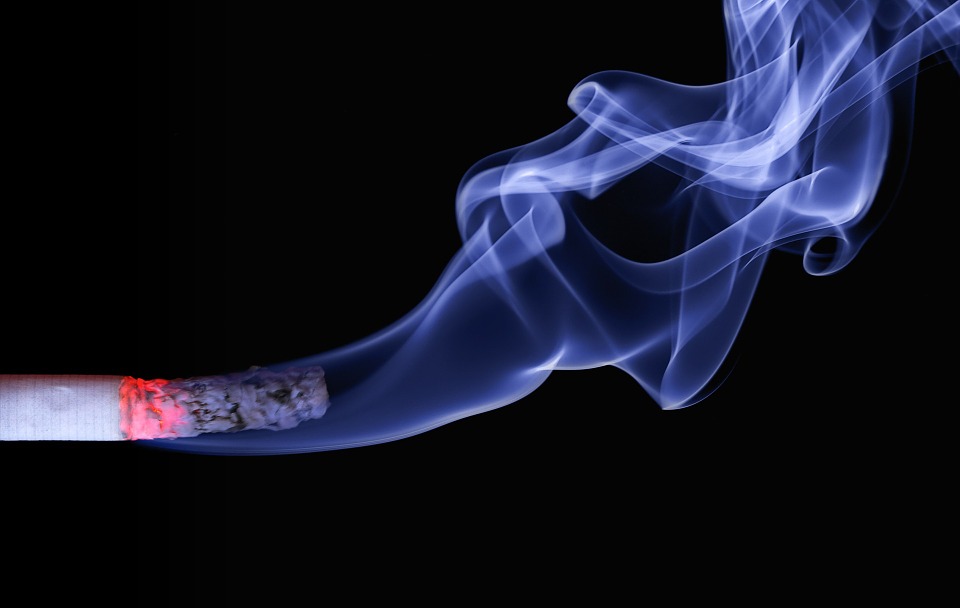 OMS contro il fumo, stop alla pubblicità nello sport