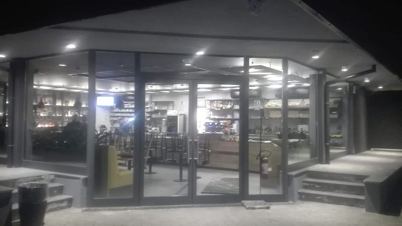 Ancora un furto al Bar Più: rubati 5mila euro di tabacchi FOTO