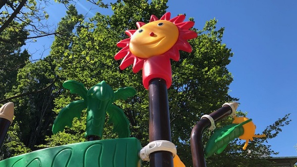 Dalle vecchie scarpe un Giardino per i bambini in ospedale