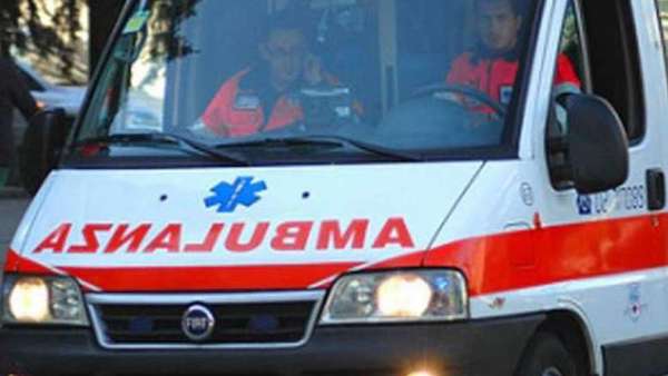 Incidente sulla sp 30: un ferito e traffico paralizzato