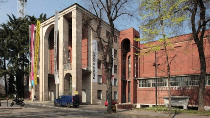 Precipita dalle scale della Triennale: morto un 30enne