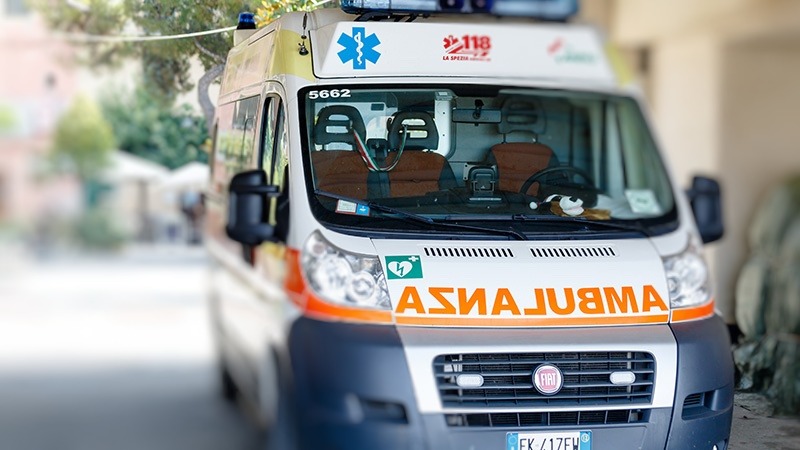 Incidente tra moto a Cesano: due feriti e traffico intenso