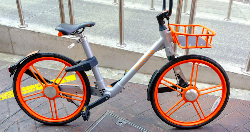 Provano a rubare una bici del bike sharing: arrestati dalla polizia