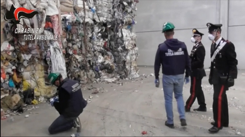 Traffico illecito di rifiuti: i dettagli dell’operazione VIDEO