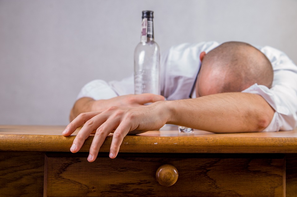 Rischio alcol per oltre otto milioni di italiani