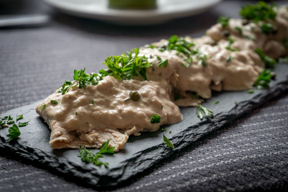 Come preparare il vitello tonnato? La ricetta