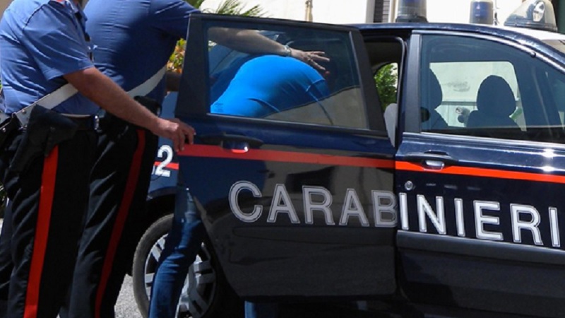 Coniugi spacciavano cocaina nel loro bar: arrestati