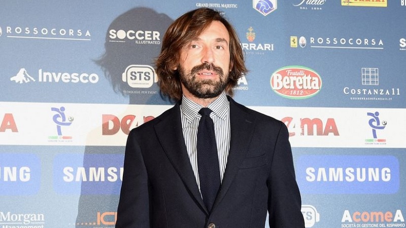 Si finge Andrea Pirlo per farsi regalare gioielli e abiti costosi