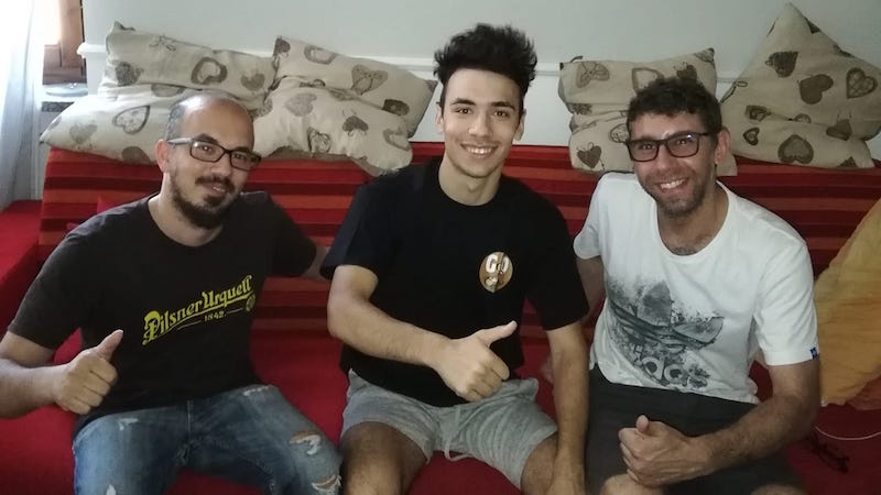 Accoltellato alla festa della birra: “Sono a casa, mi sto riprendendo”