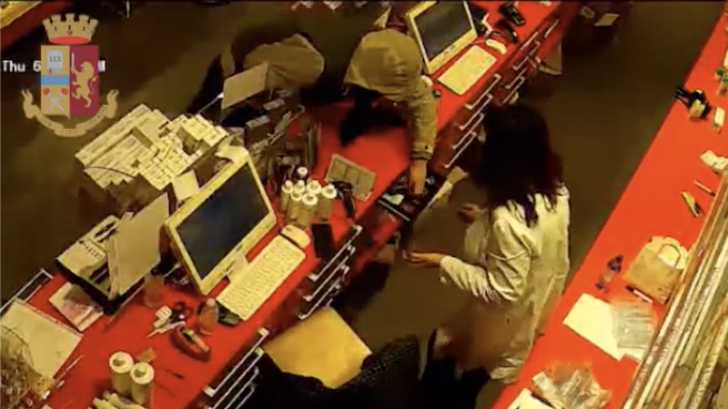 Arrestato rapinatore seriale delle farmacie VIDEO